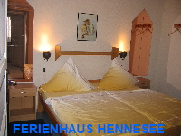 Sauerland fewo Hennesee : Ferienhaus  Hennesee Schlafraum